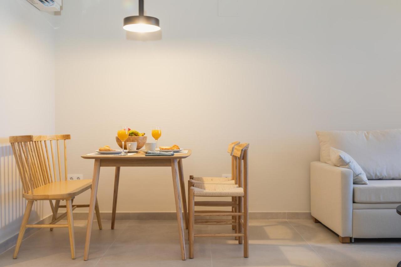 Apartamentos Playa Victoria Cádiz Eksteriør billede