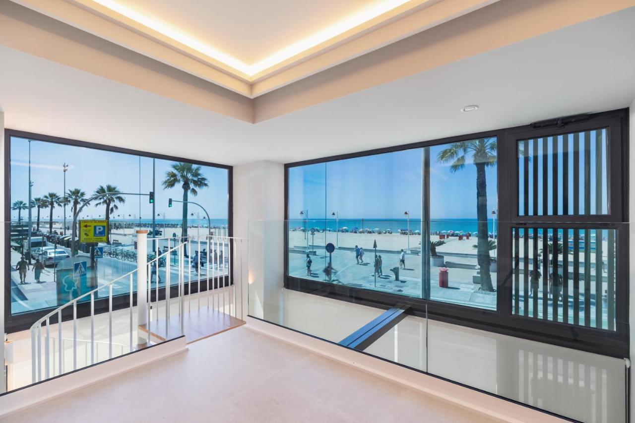 Apartamentos Playa Victoria Cádiz Eksteriør billede