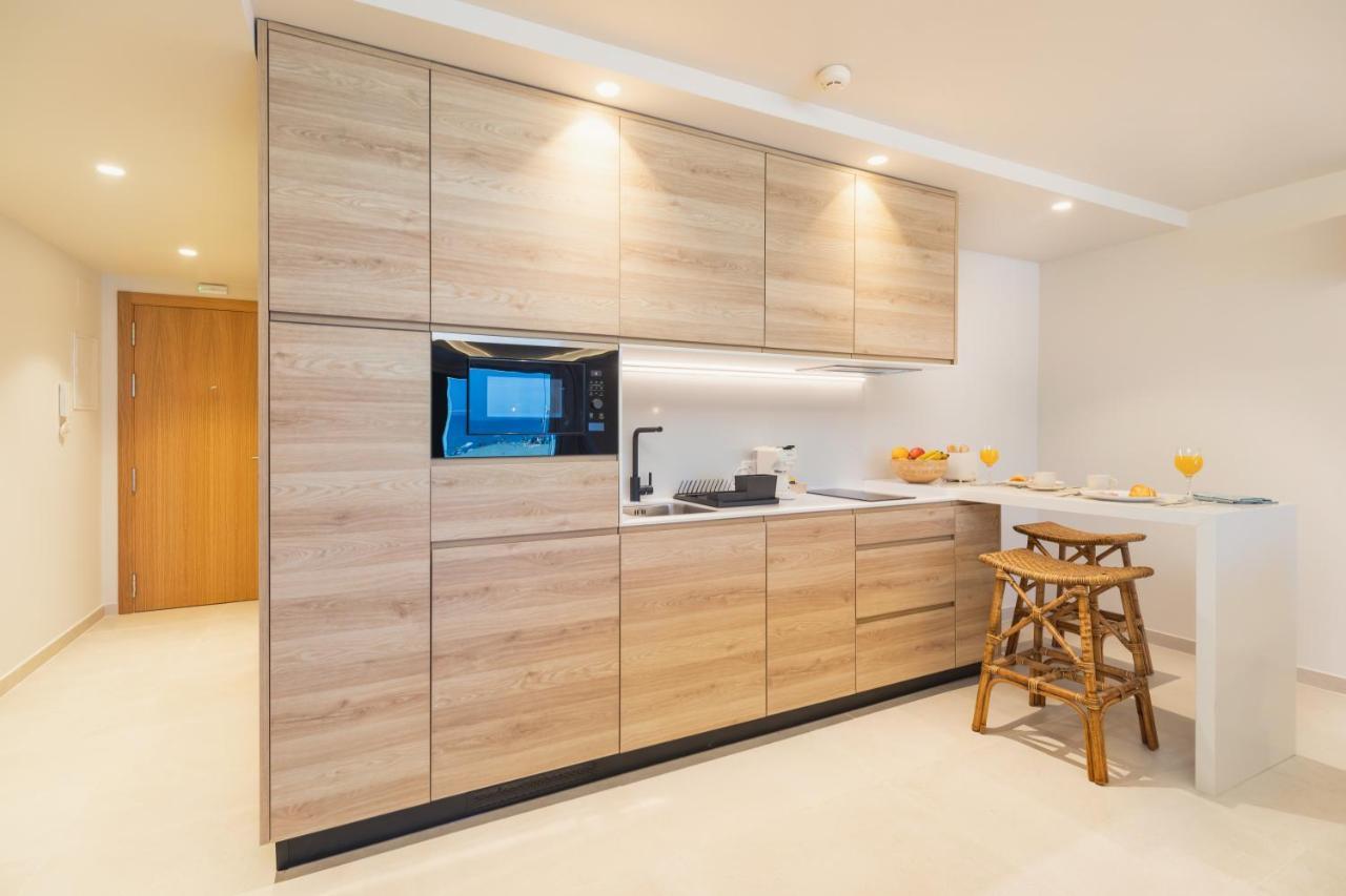 Apartamentos Playa Victoria Cádiz Eksteriør billede