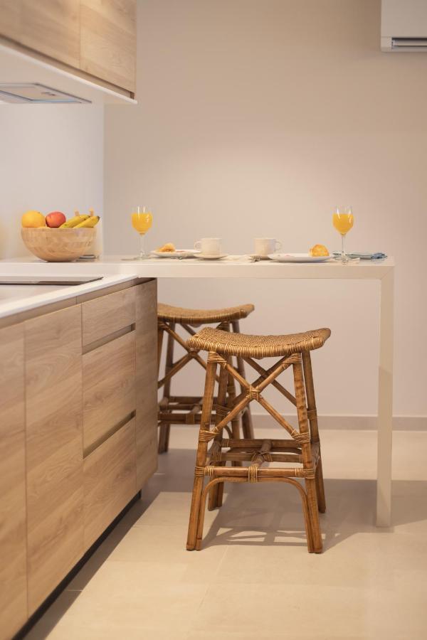 Apartamentos Playa Victoria Cádiz Eksteriør billede