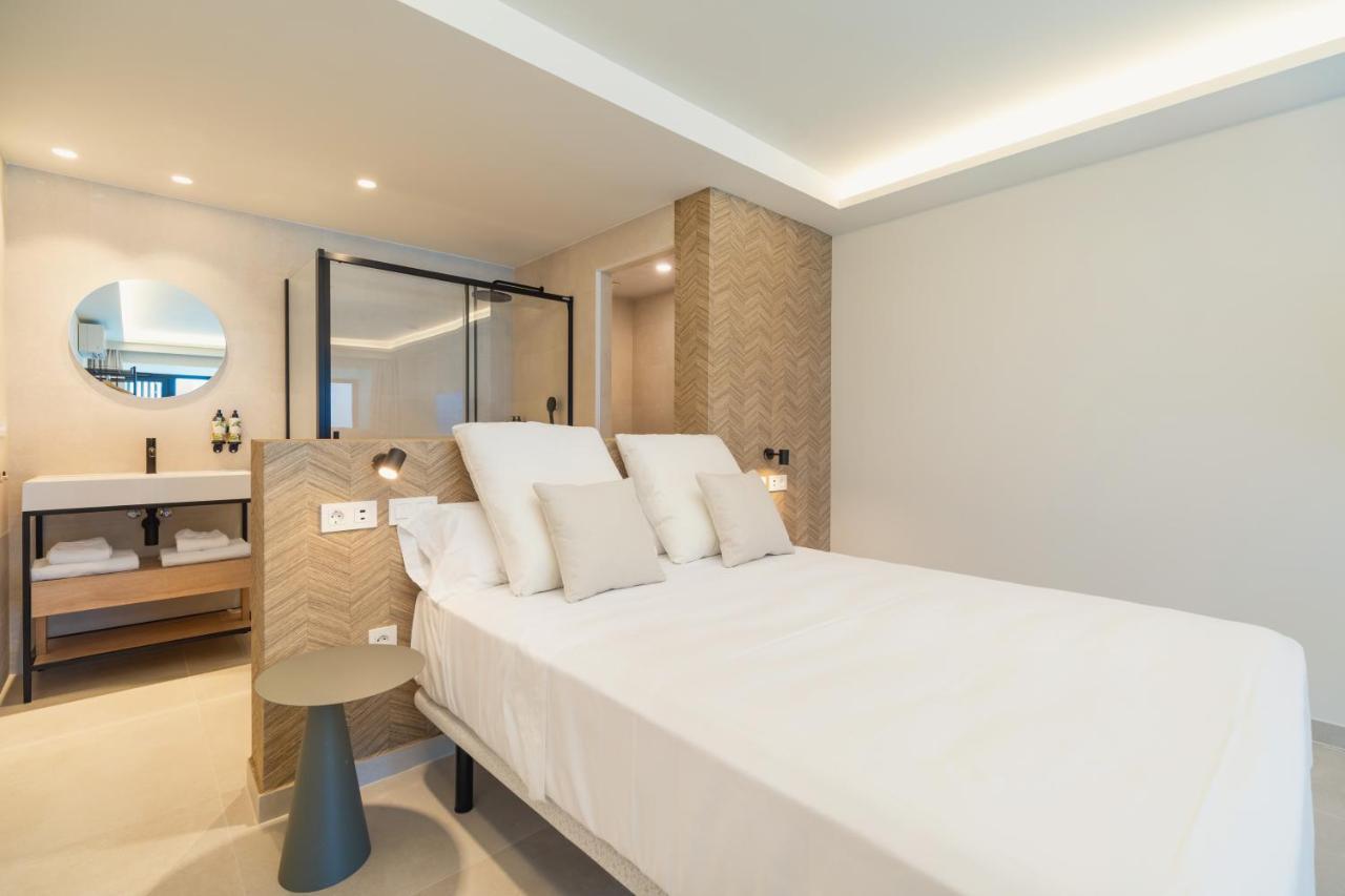 Apartamentos Playa Victoria Cádiz Eksteriør billede